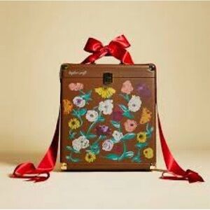 Taylor Swift Acoustic Piano Vinyl Case